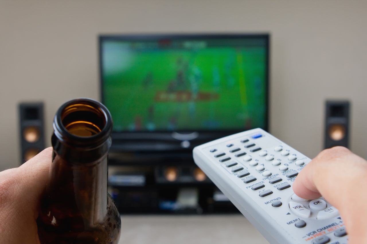 Powody, dla których warto spędzać mniej czasu przed telewizorem