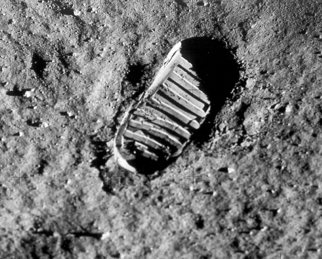 Neil Armstrong - wzór do naśladowania dla mężczyzn