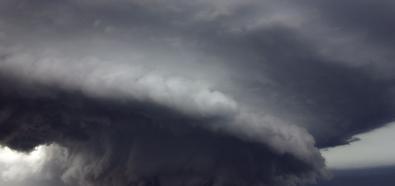 Ogniste tornado, ognisty wir - niebezpieczne i niezwykle rzadkie zjawisko atmosferyczne