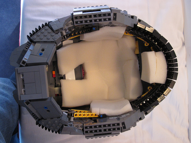 Master Chief - hełm zrobiony z kolekcji LEGO - Halo