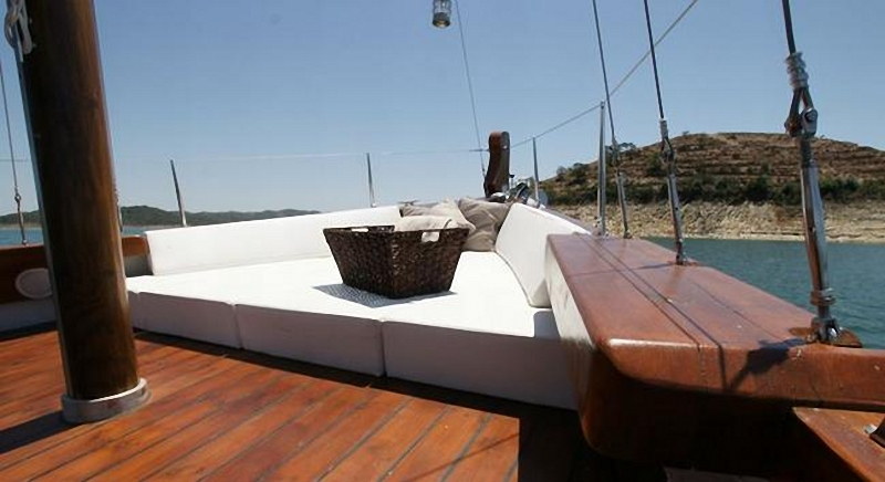 Agua Moura - elektryczna łódź zasilana słońcem
