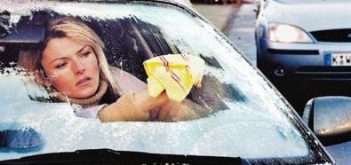 Podgrzewana skrobaczka - Cordless Heated Car Screen Ice Scraper 