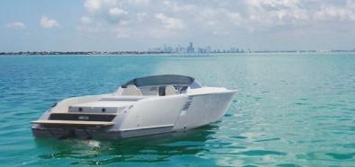 F909 Benaco S - sportowa łódź motorowa