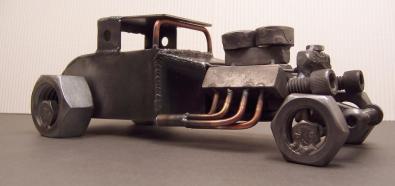 Hot Rod - samochody z metalowego złomu