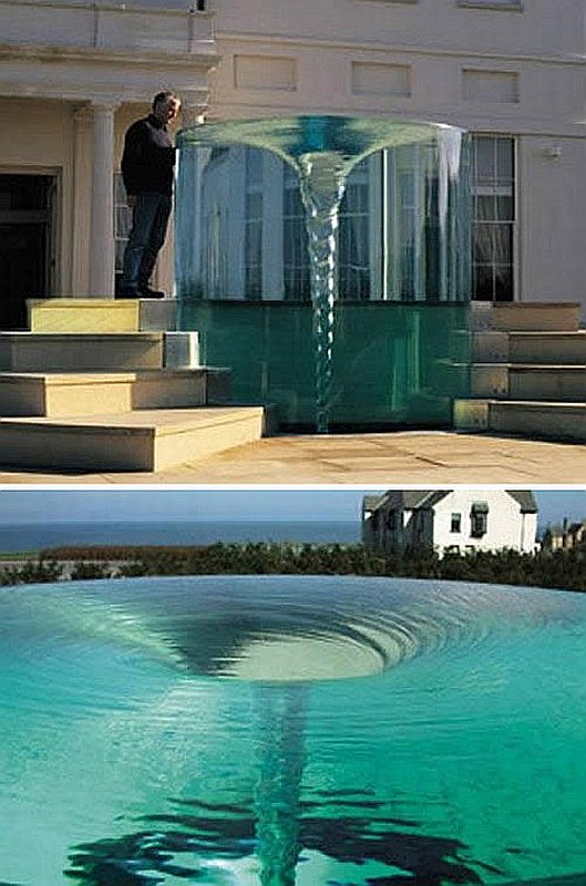 Niesamowite rzeźby wodne