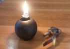 Romantyczna świeczka z... granatu