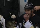NHL: Hokeista sam wyrwał sobie zęby!