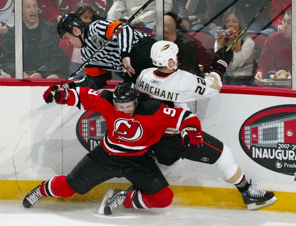 NHL: New Jersey Devils pokonali Philadelphia Flyers w trzecim meczu