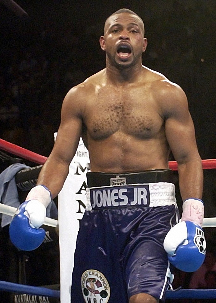 Walka Roy Jones Jr. vs. Denis Lebiediew - legenda boksu znokautowana