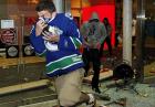 Zamieszki w Vancouver - kibice Canucks zdemolowali miasto po meczu z Boston Bruins