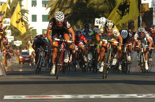 Tour de France: Cavendish najszybszy na kresce