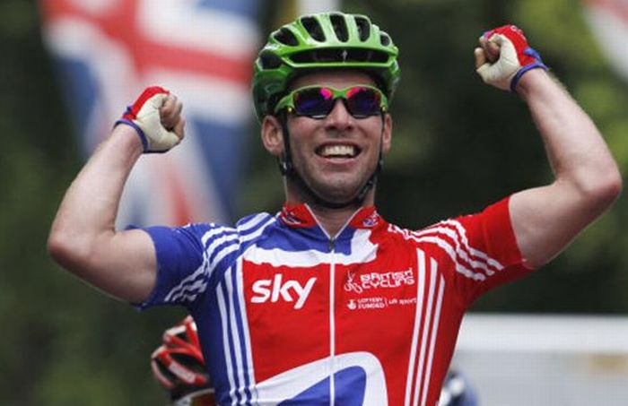 Giro d'Italia: Mark Cavendish wygrał 13. etap, Gołaś znów punktuje