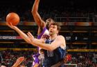 NBA: Phoenix Suns pokonali Sacramento Kings, Marcin Gortat wyrównał rekord