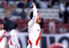 Andres Rios zdobywa bramkę w meczu River Plate vs. Atletico Atlanta