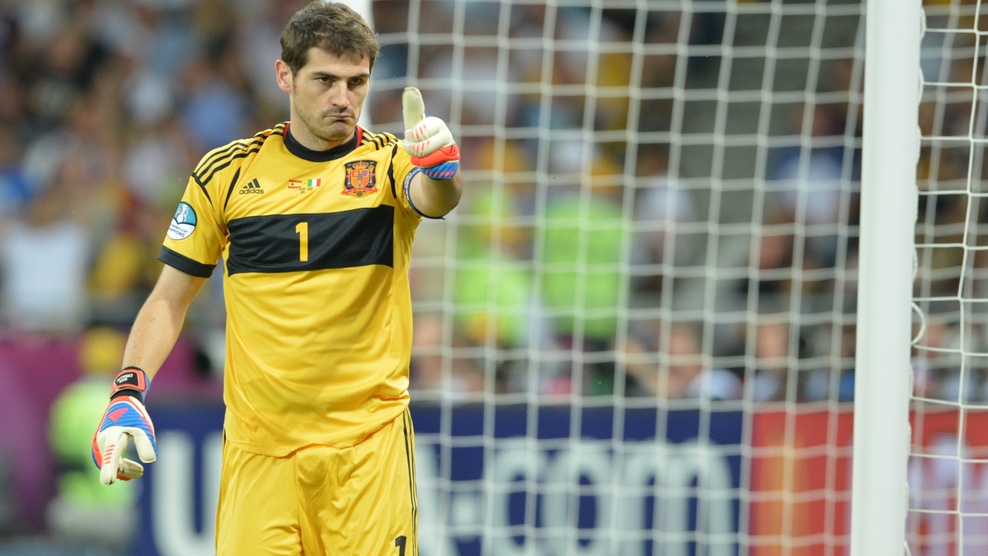 Iker Casillas złamał rękę. Nie zagra z Manchesterm United