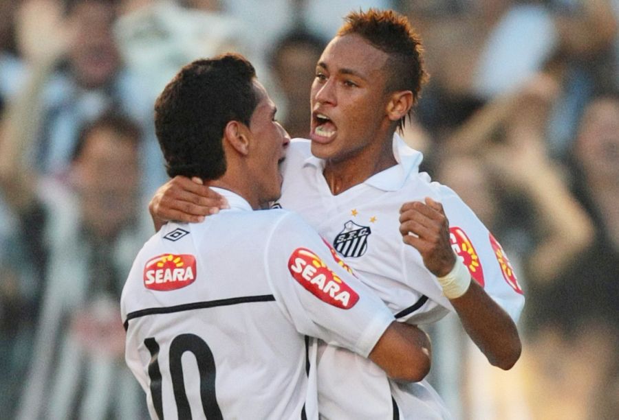 Neymar wylatuje z boiska za drugą żółtą kartkę, Santos przegrywa