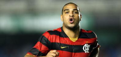 Adriano pod kluczem, Corinthians pomaga swojemu piłkarzowi
