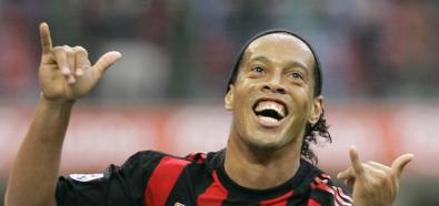 Ronaldinho jak Rooney - czerwona kartka za bezmyślny faul