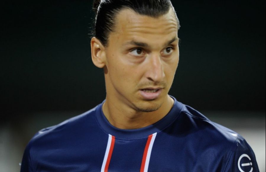 Ibrahimović - gol kung-fu w meczu z Caen