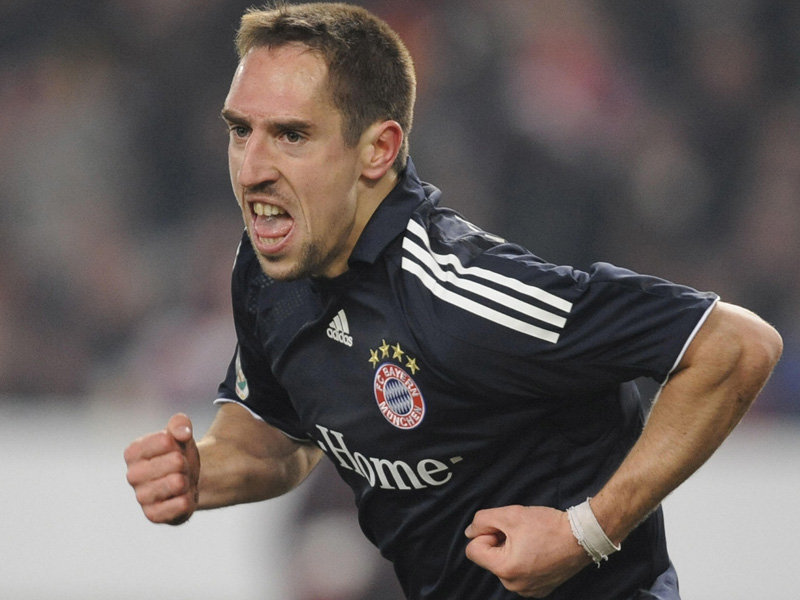 Ribery strzelił przewrotką! Bayern wygrał z Frankfurtem