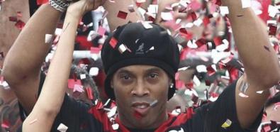 Ronaldinho jak Rooney - czerwona kartka za bezmyślny faul