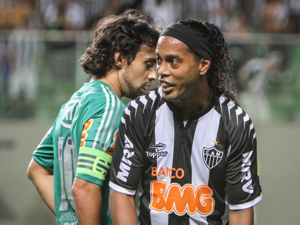 Ronaldinho zostaje w Atletico Mineiro