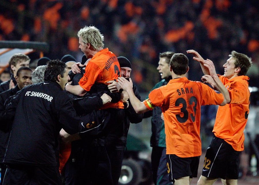 El. Euro 2012: Brutalny faul Tomasa Hubschmana w meczu Czechy vs. Hiszpania