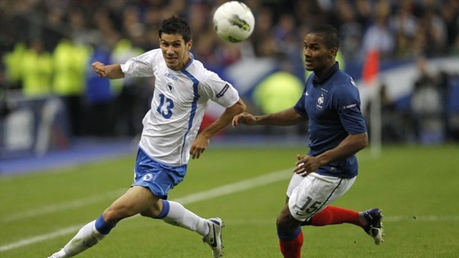 Piłka nożna: Francja pokonała Serbię