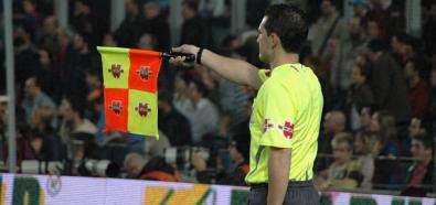 Primiera Division: Sędzia trafiony parasolką w trakcie meczu Granada vs. Real Mallorca 