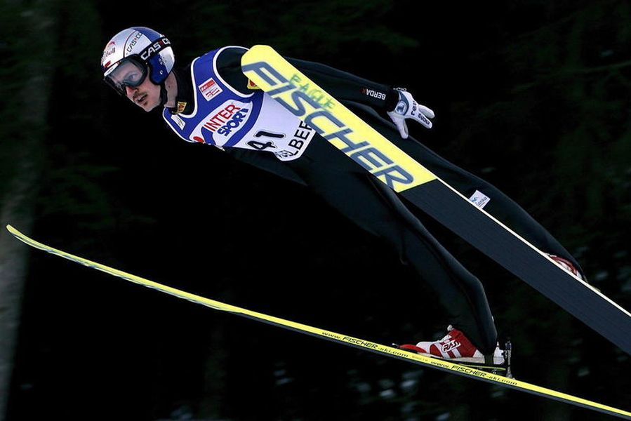 Skoki narciarskie: Adam Małysz dołączył do sztabu szkoleniowego PZN