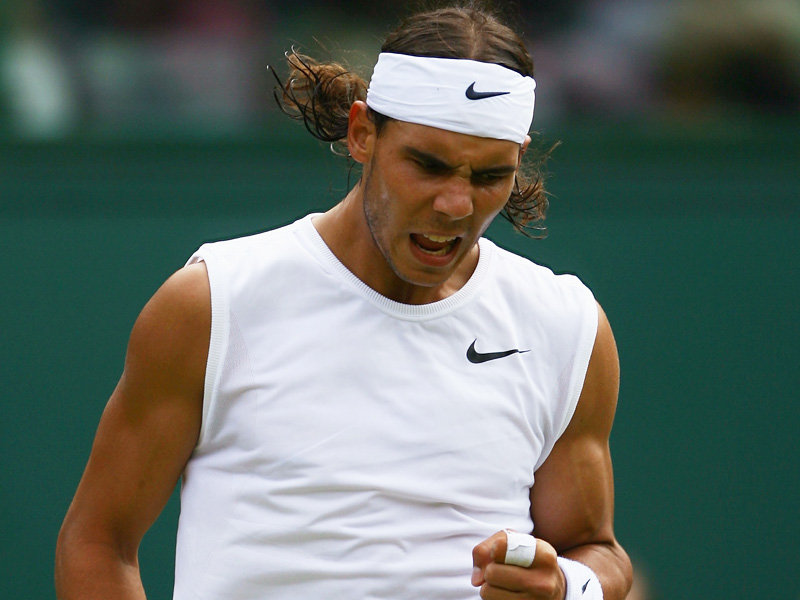 WTA i ATP Madryt: Rafael Nadal oraz inni tenisiści negatywnie oceniają niebieską mączkę
