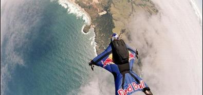 Wingsuit - niesamowite manewry na niskim pułapie