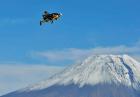 Yves Rossy - "Jetman" wykonał lot nad wulkanem Fudżi