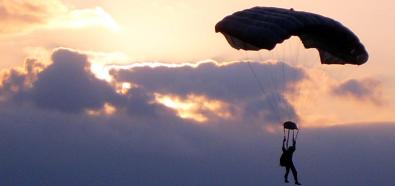 Katapulta - pomaga spadochroniarzom oderwać się od ziemi