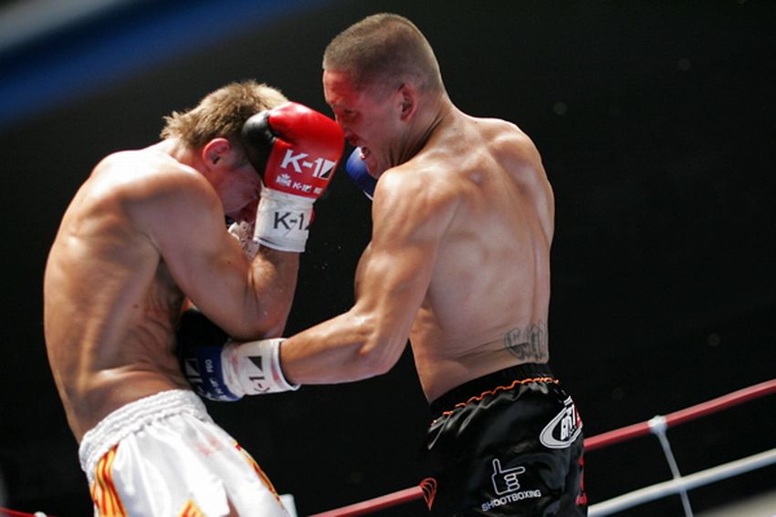 Thai Boxe Mania 2012: Artur Kyszenko pokonał Roberto Cocco