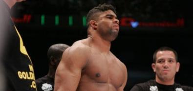 UFC: Overeem unika Juniora dos Santosa