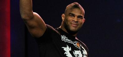 UFC: Overeem vs. Dos Santos - walka gigantów przełożona