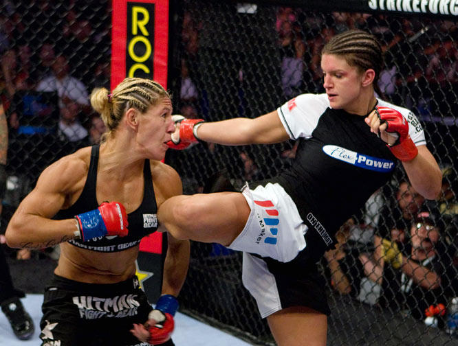 MMA: Kobiety przejmują oktagon