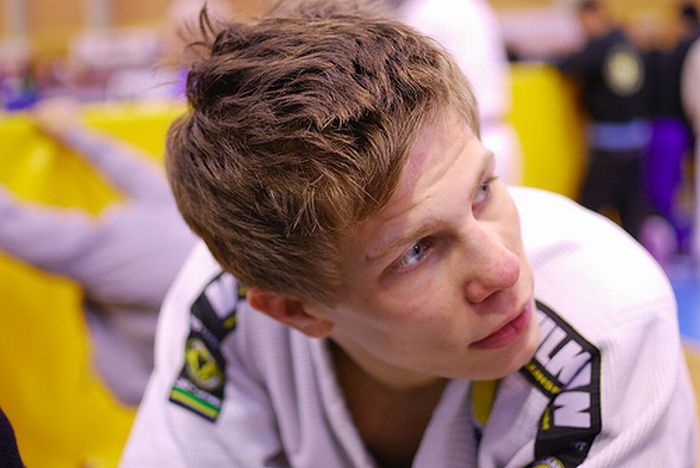 Marcin Held vs Alexander Sarnavskiy na Bellator 136