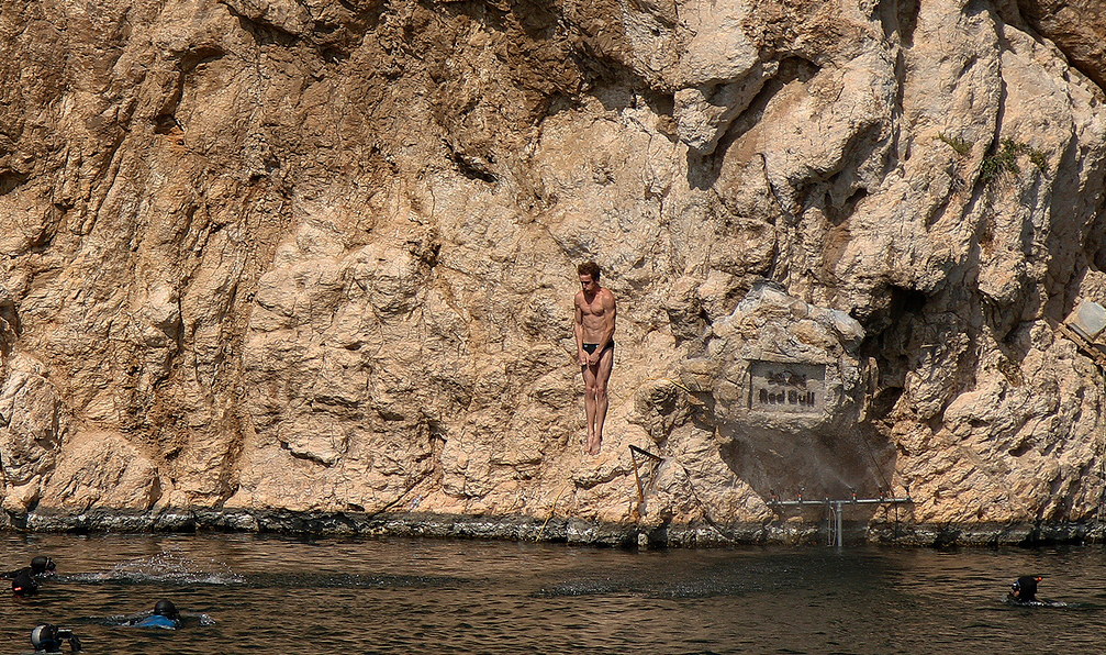 Red Bull Cliff Diving 2011: Brytyjczyk tryumfuje w Atenach