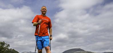 Bieganie po górach z kijkami do Nordic Walking