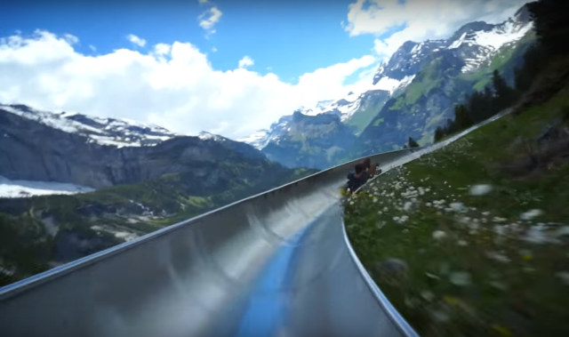 Ogromna zjeżdżalnia alpejska w Szwajcarii