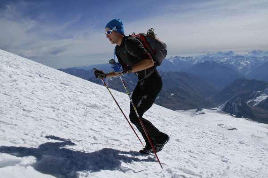 Polak zjechał ze szczytu ośmiotysięcznika na nartach