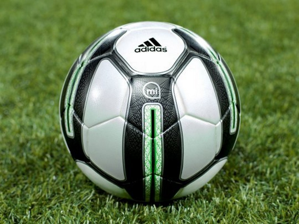 Adidas miCoach Smart Ball