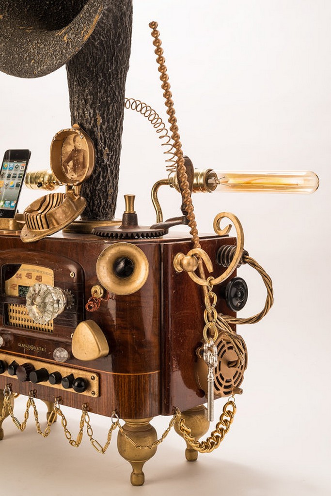 Steampunk Gramophone for iPhone or Android