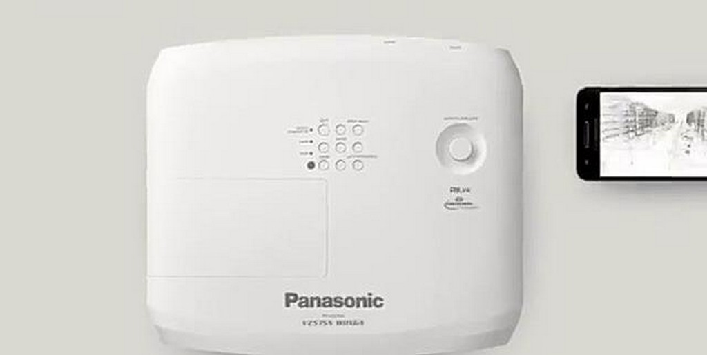 Projektory Panasonic